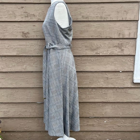 Calvin Klein plaid belted fit and flare dress! - Picture 6 of 9